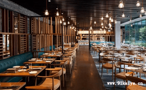 上海注册酒店管理公司时如何撰写包含工艺美术品及礼仪用品制造的经营范围